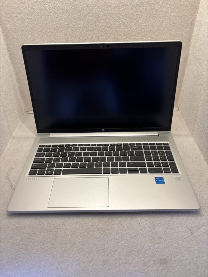 HP Probook 650 G8